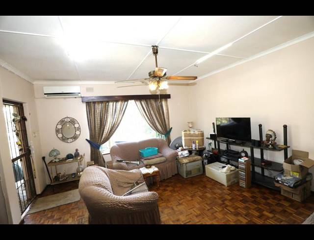 3 BEDROOM HOUSE FOR SALE IN NEW GERMANY CENTRAL